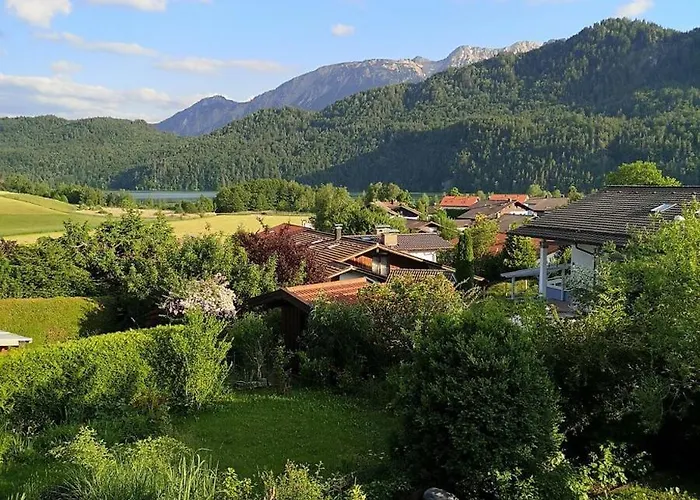 Дом отдыха Ferienhaeuser Gemswandweg In Weissensee Hafenegg