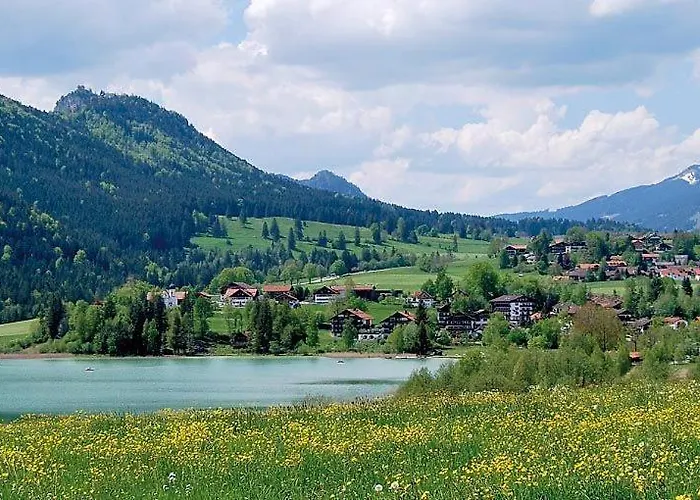 Ferienhaeuser Gemswandweg In Weissensee Дом отдыха *